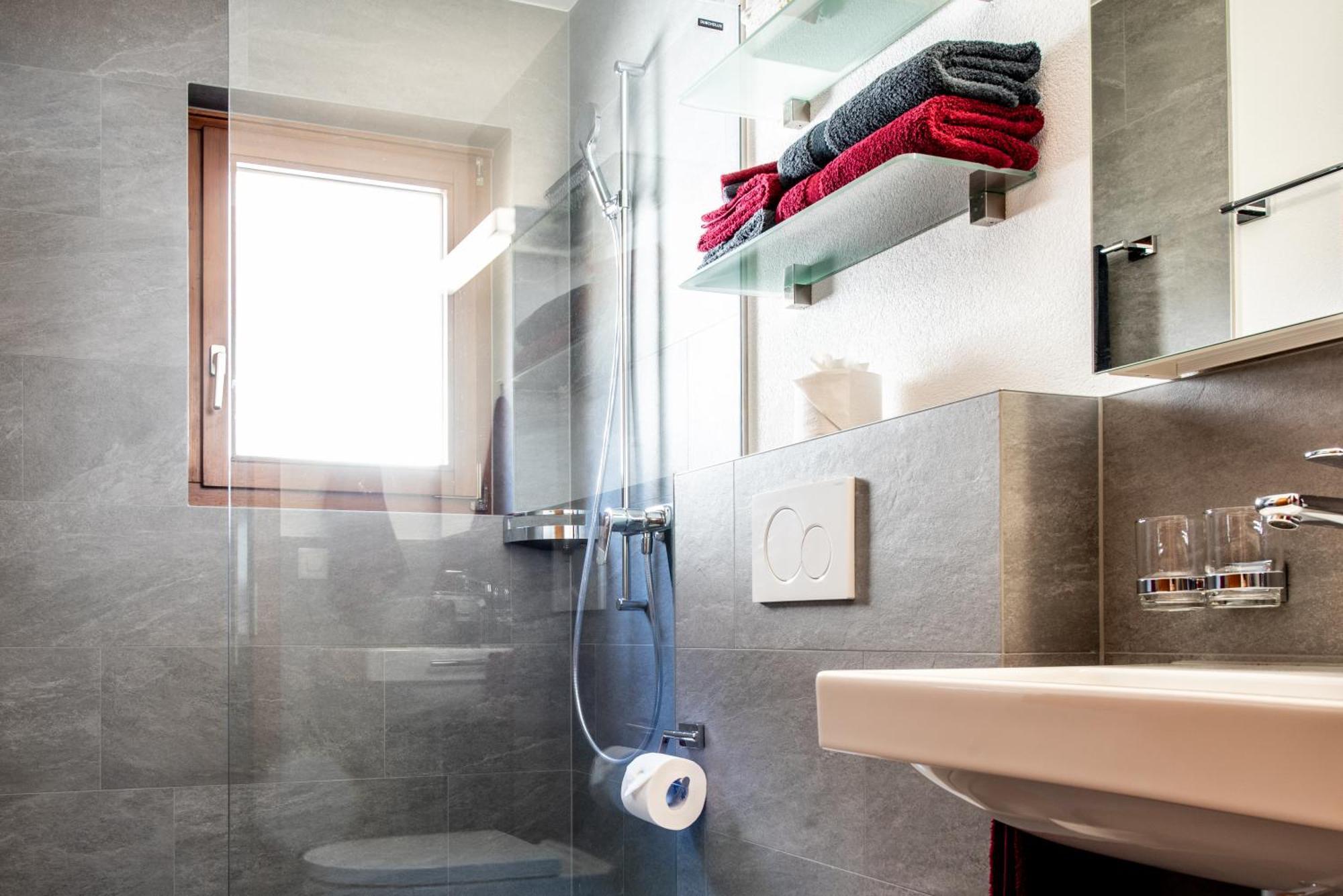 Haus Avalanche Apartment Saas-Fee Bilik gambar